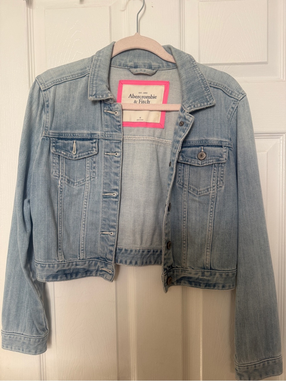 Abercrombie & Fitch Light Wash Cropped Denim Jacket